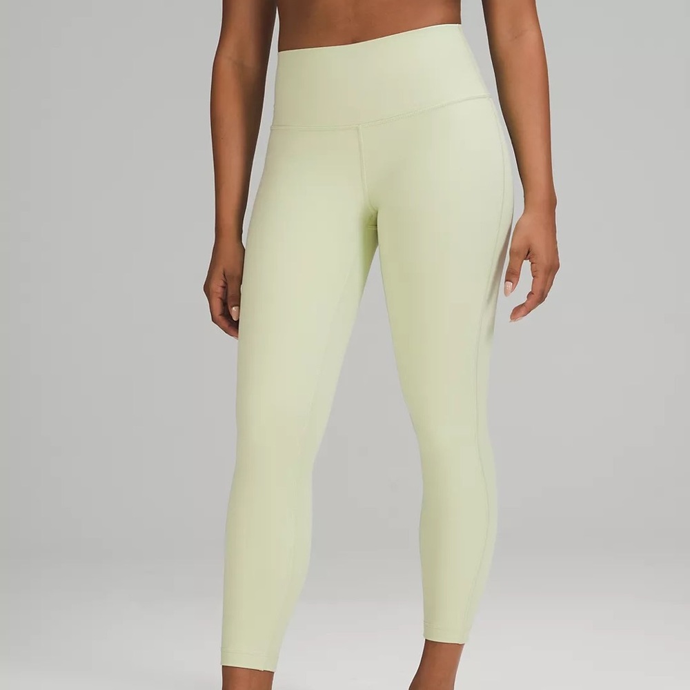 Lululemon NWT Wunder Under HR Tight 25” size 4